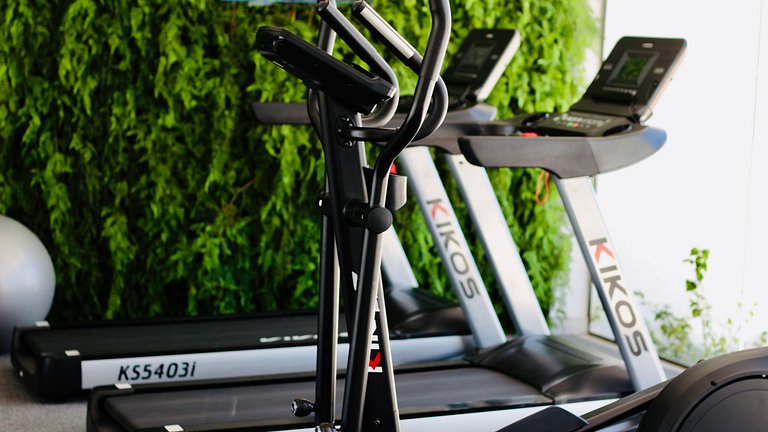 Makia Beach Experience - Muro Alto